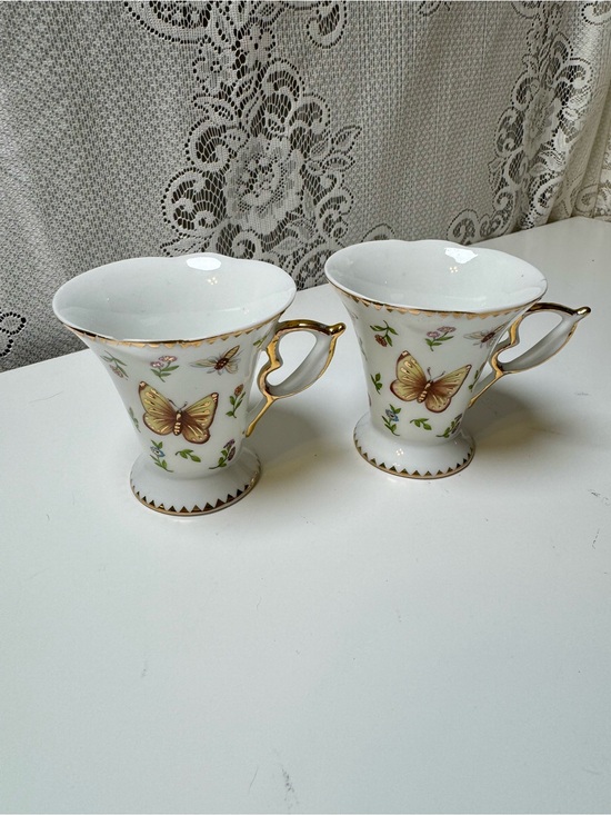 Italian Design Other - 2 Italian Design Porcelain Butterfly Cups. Damaged Craft Lot, Upcycle Bird Feede